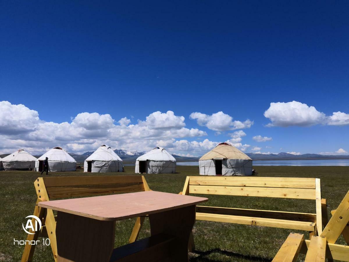 Yurt Camp Ali-Nur At Lake Song-Kol Юрточный Лагерь Али-Нур Озеро Сон-Куль Сон-Куль Кыргызстан Нарын Kyrgyzstan Naryn Exterior photo